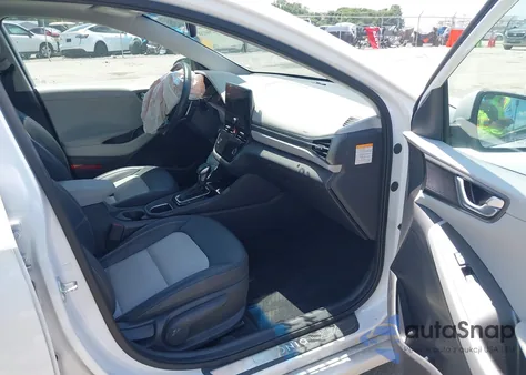 2020 Hyundai Ioniq Hybrid Limited from USA, damaged, VIN KMHC05LCXLU213966